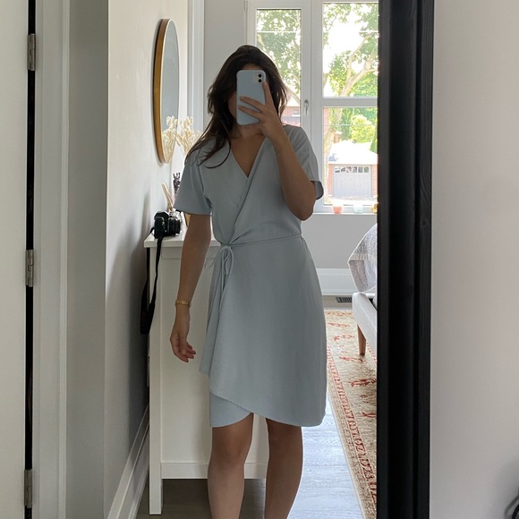 Aritzia Babaton Wrap Dress - Picture 3 of 5